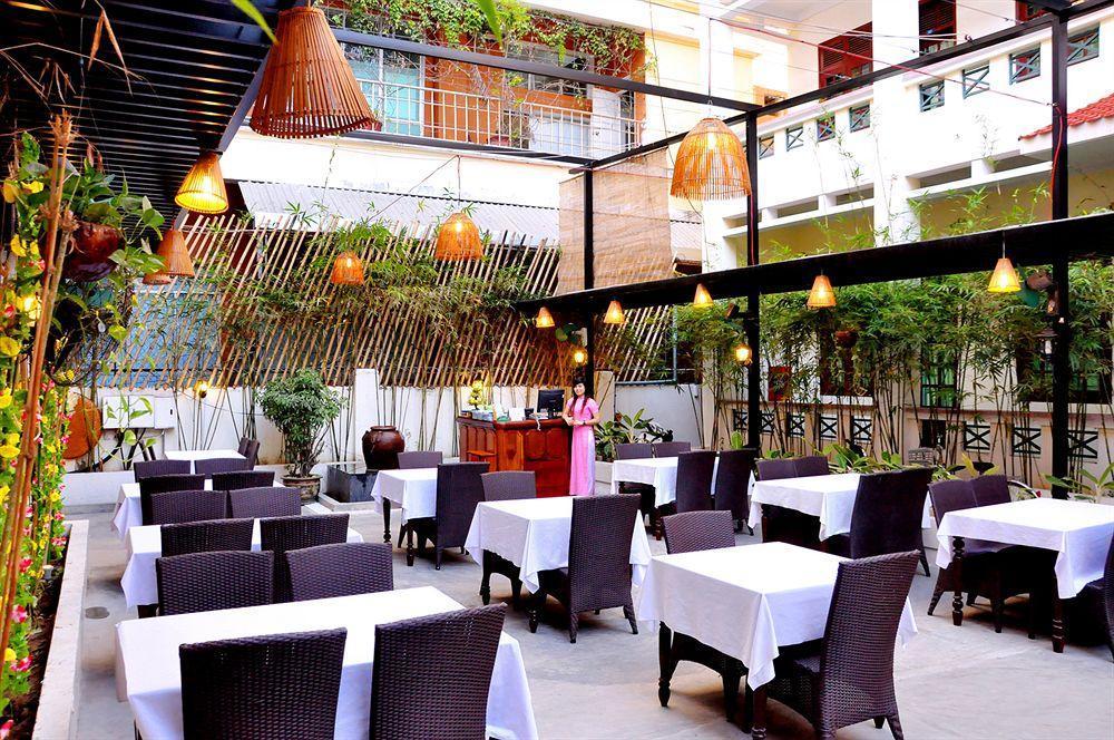 Oyo 381 Tuyet Mai Hotel Nha Trang Exteriér fotografie