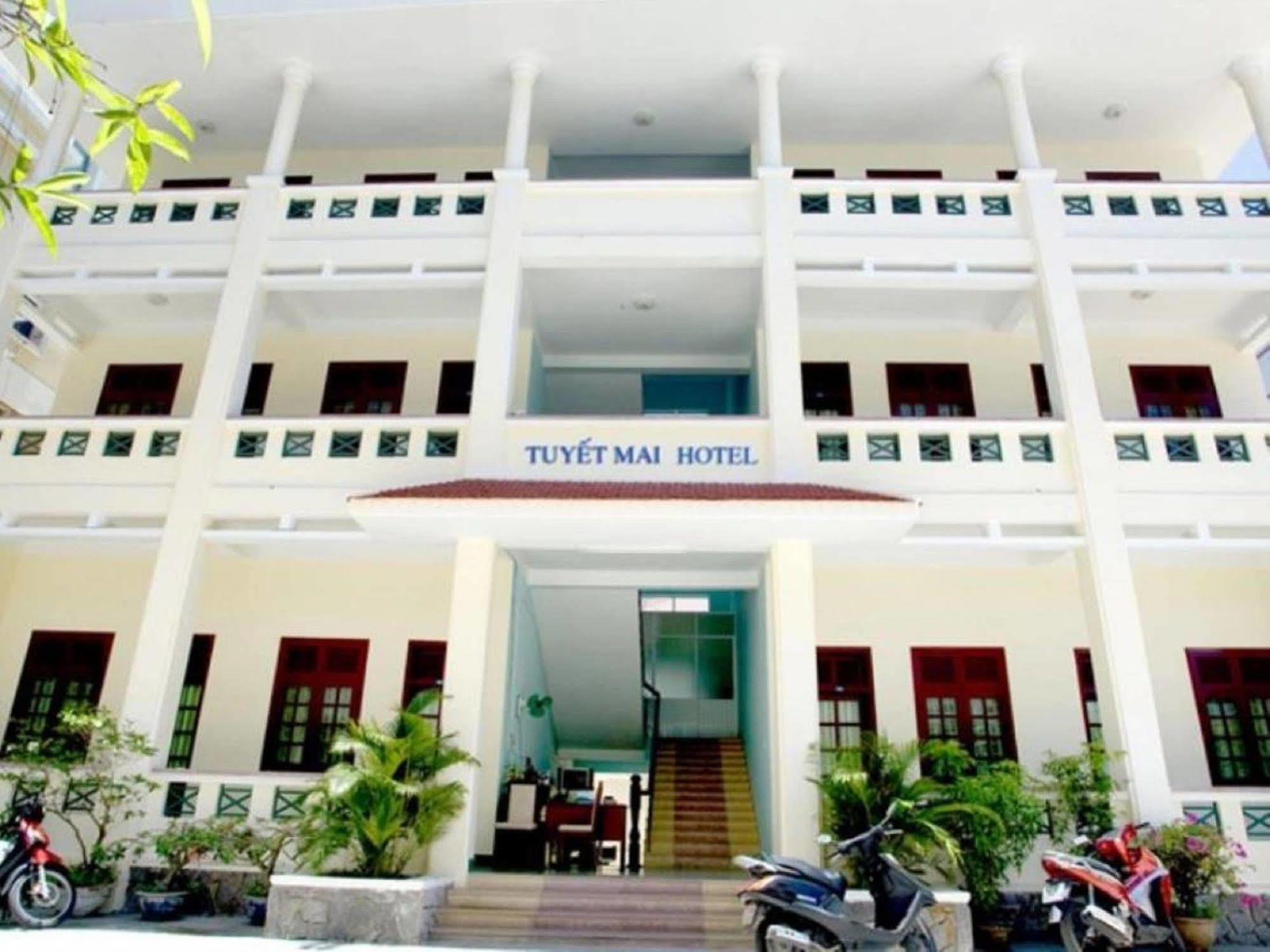 Oyo 381 Tuyet Mai Hotel Nha Trang Exteriér fotografie