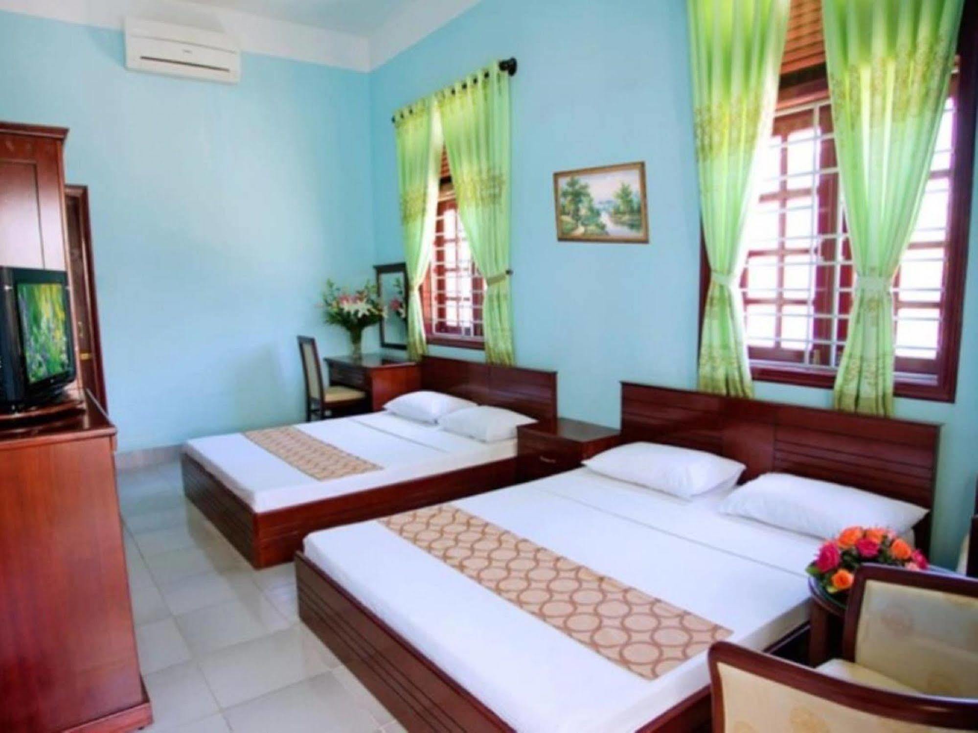 Oyo 381 Tuyet Mai Hotel Nha Trang Exteriér fotografie